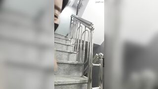 빌라 계단에서 젖탱이 까고 미션 수행 korean bj