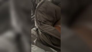 여사친 집에서 술먹고 뻗은애 도촬 결국 걸림