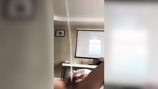 이건 분수가 아니라 물대포급인데 ㅋㅋㅋ
