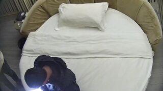 エロチャンネル 11-17✅ 兄さん、人を見かけで判断するな！彼はなんと姉妹2人と3Pまでできたんだ。売春婦には見えない。つまり china (1)
