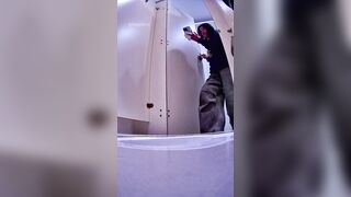 【極上トイレ盗撮】最強イケメンダンス部員と女子大生の極上優しさを公開 - エピソード14 toilet