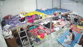 最新ハック流出：ウェブカメラ盗撮映像 ❤️ 多角度からの覗き見 — 寮で着替えるクラブホステスたちを隠し撮り（美女たちの競演） ipcam 3 30
