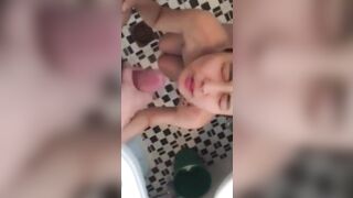 (한국야동) 클럽에서 벗고놀고 원나잇 즐기는 애있는 유부녀 korean porn vip